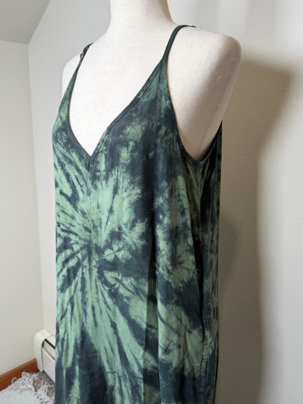 cloth & stone Green and Black Tie-Dye Jumpsuit - Picture 3 of 16